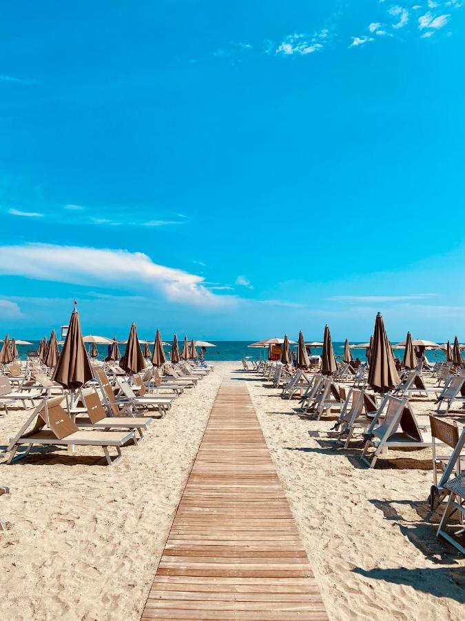 Residence Pineta Verde Milano Marittima Exterior photo