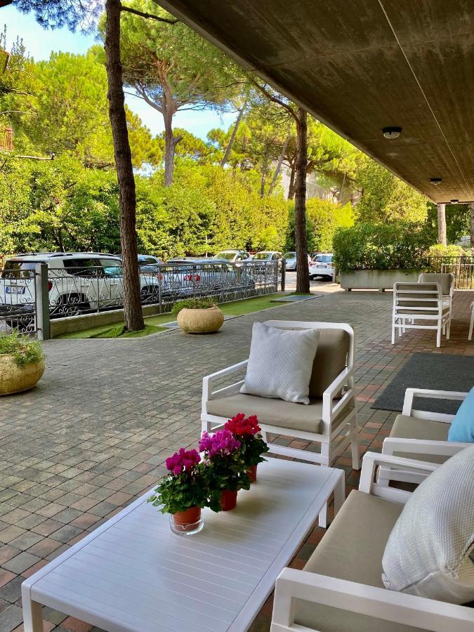 Residence Pineta Verde Milano Marittima Exterior photo